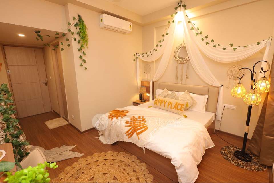 Commercial Property in Omaxe India Trade Center, Greater Noida for Rent 