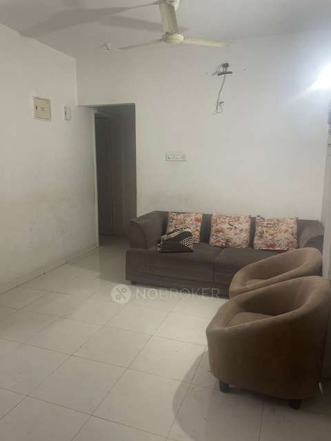 2 BHK Flat In Empire Estate Phase 2 for Rent  In Chinchwad, Pune