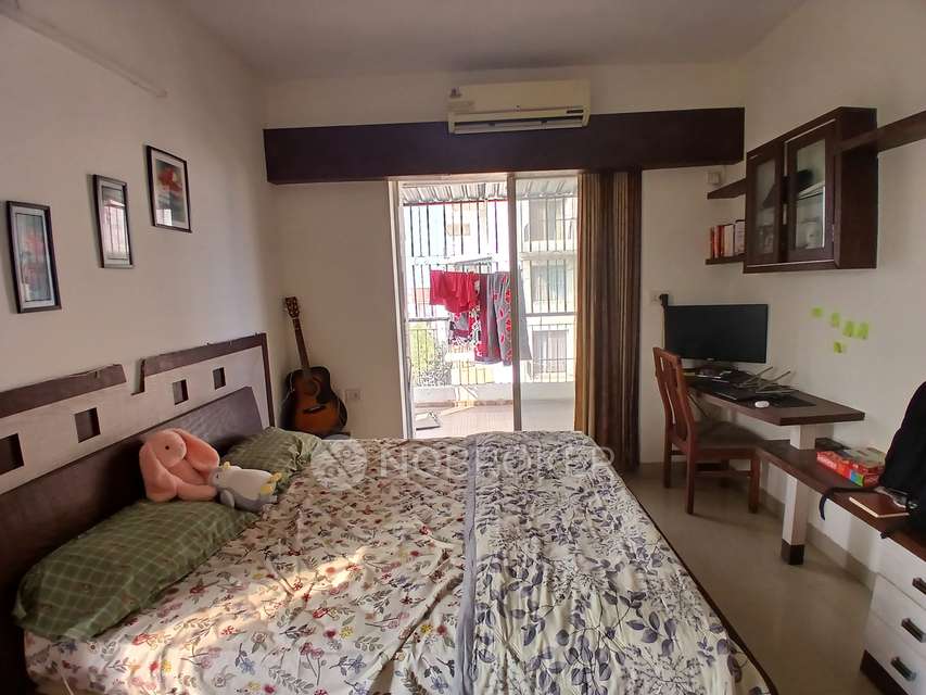 Single Room for Female In 3 BHK  In Pristine Prism, Aundh In Aundh