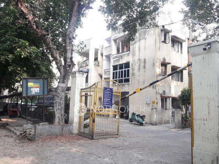 3 BHK Flat In Gasta Housing Complex, Paschim Vihar for Rent In Paschim Vihar
