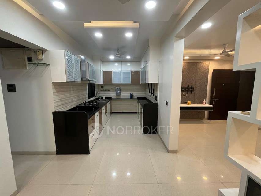 2 BHK Flat In Naren Bliss, Hadapsar for Rent  In Naren Bliss