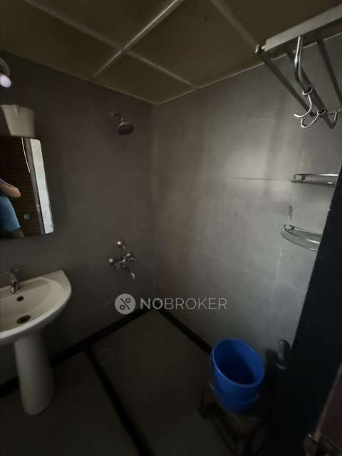 2 BHK Flat In Alcon Renaissant for Rent  In Kharadi