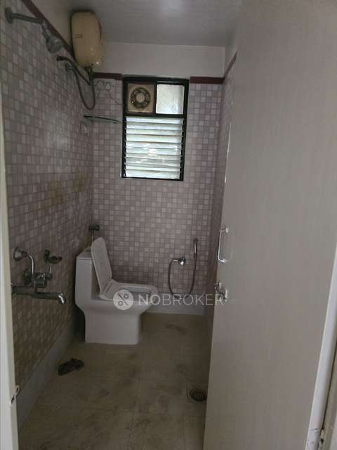 2 BHK Flat In Magarpatta Daffodils Apartment, Hadapsar for Rent  In Hadapsar