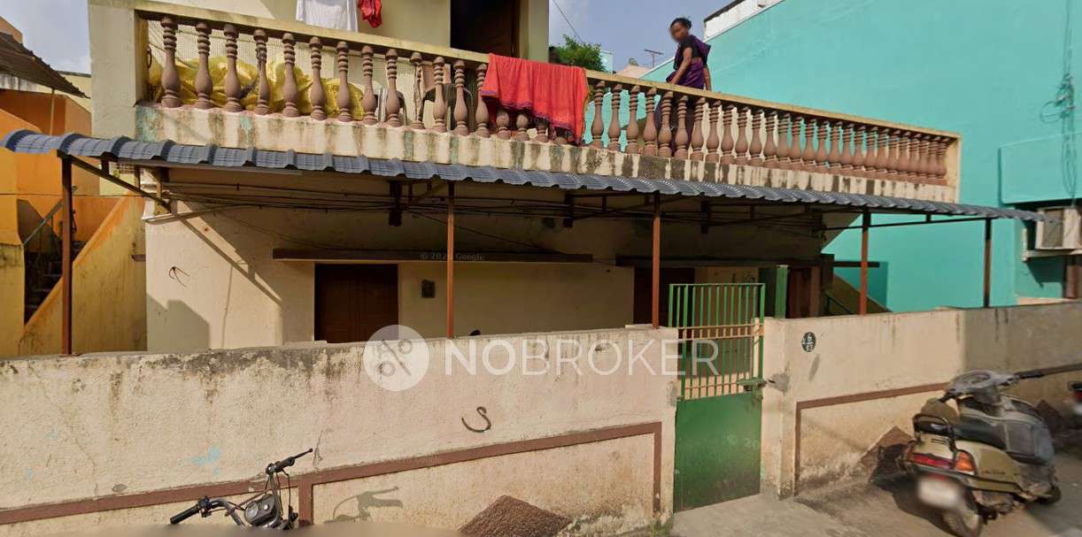 Godown/Warehouse in Koyambedu, Chennai for Rent 