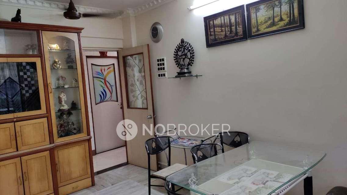 2 BHK Flat In Bhoj Mahal C.h.s For Sale  In Roopam Chemist