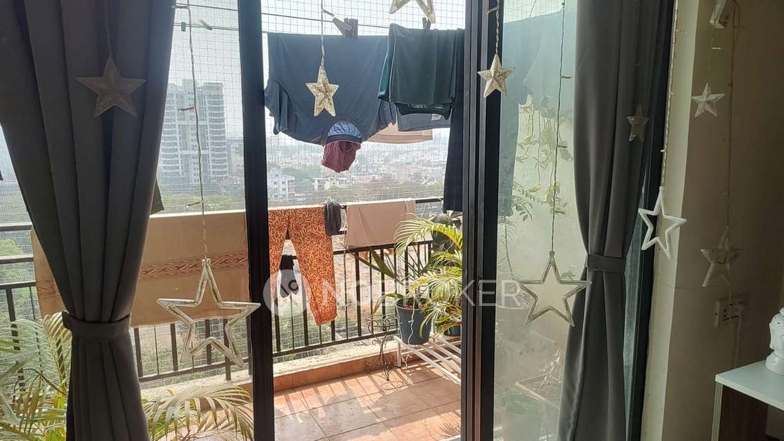 2 BHK Flat In Kumar Periwinkle for Rent  In Kharadi