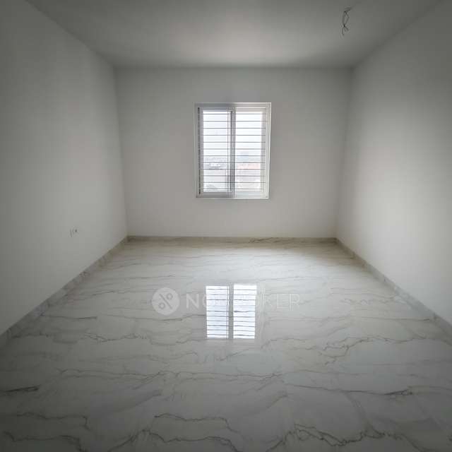 3 BHK Flat In Orange Estella For Sale  In Orange Estella