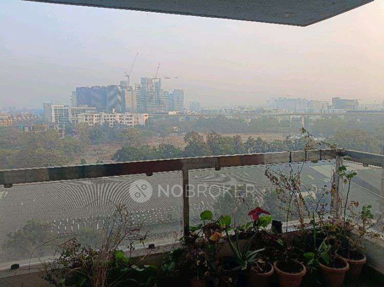 Single Room for Male In 3 BHK  In Wisdom Park In 13, Midc, Pimpri Colony, Pimpri-chinchwad, Maharashtra 411018, India