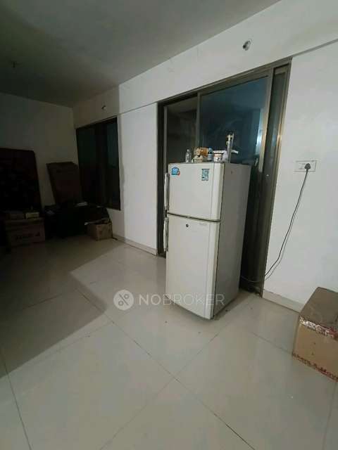 Single Room for Male In 3 BHK  In Wisdom Park In 13, Midc, Pimpri Colony, Pimpri-chinchwad, Maharashtra 411018, India