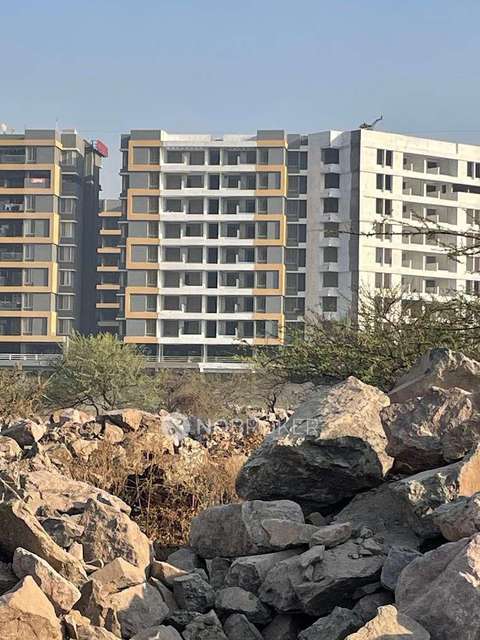 2 BHK Flat In Gini Belvista For Sale  In Dhanori