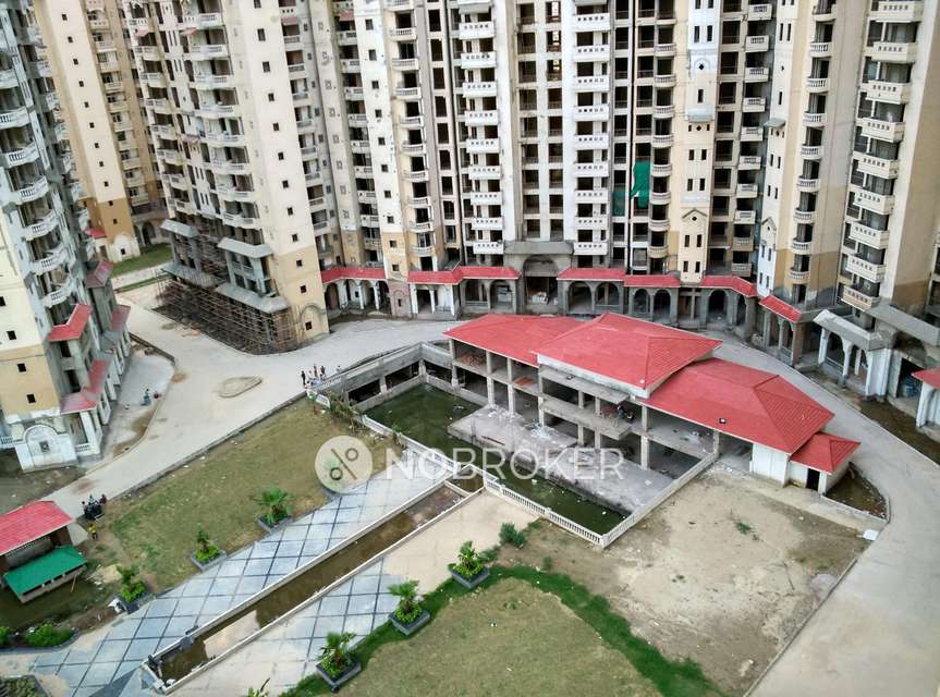 3 BHK Flat In Amrapali Sapphire Phase-ii, Sector-45 For Sale  In Sector-45