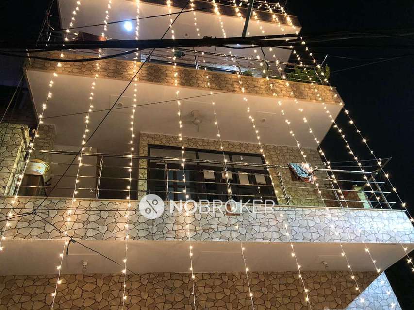 2 BHK Flat In Dayanand Complex For Sale  In Sector 6