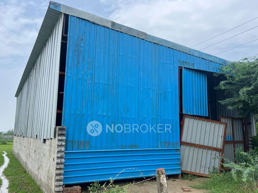Godown/Warehouse in Kassar Road, Delhi for Rent 