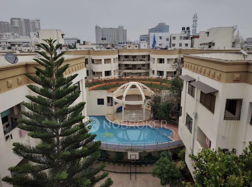 Single Room for Male In 3 BHK  In Raja Rajeshwari Nivas In Bommanahalli