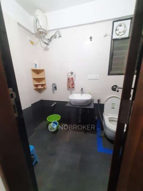 2 BHK Flat In Kohinoor Courtyard One for Rent  In Wakad
