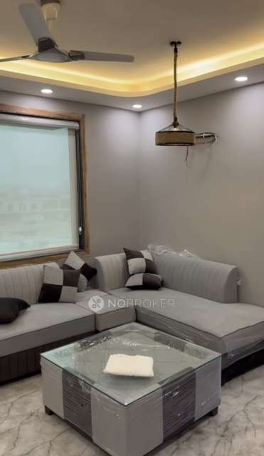 Single Room for Male In 2 BHK  In The Hemisphere In Jaypee Greens