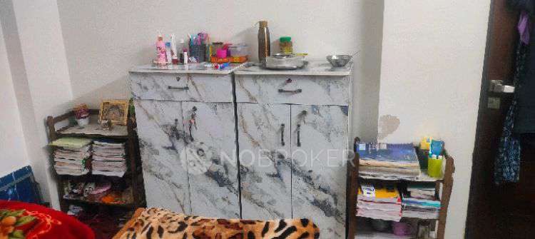 PG for Anyone in 725, Mukherjee Nagar