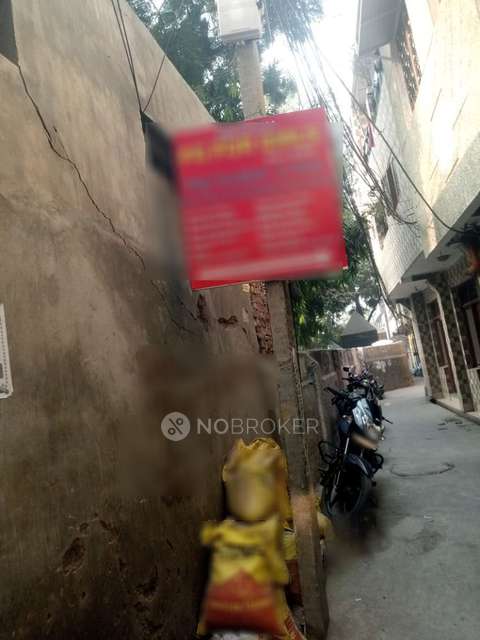 PG for Girls in New Ashok Nagar, Sapanch Chowk