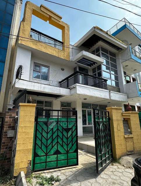3 BHK House For Sale  In G Block Road