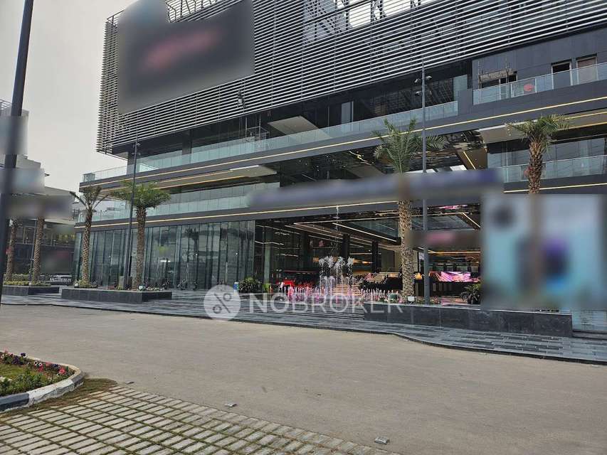 Showroom in Ramesh Nagar Metro, Delhi for sale 