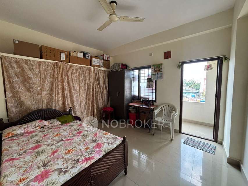 2 BHK Flat In Punna Towers For Sale  In Suchitra Circle ,qutubullapur Main Road 