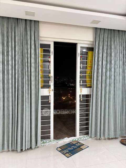 Single Room for Female In 2 BHK  In Arko Star Vista In Pimpri-chinchwad