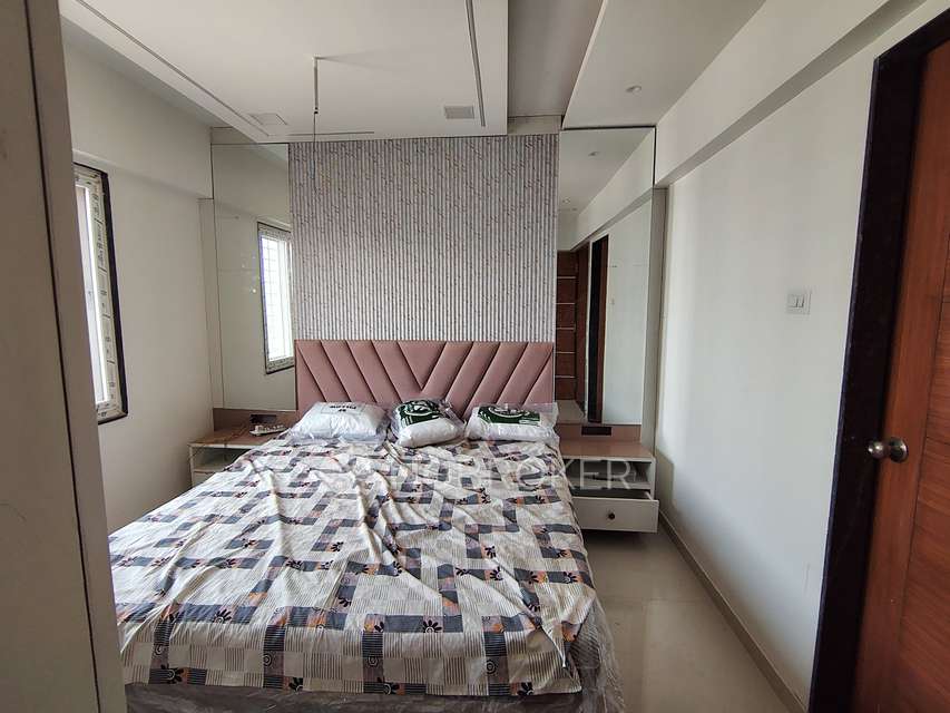 2 BHK Flat In Gracious Garden for Rent  In Kharadi