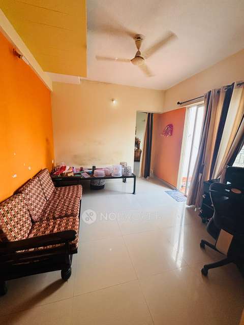 Single Room for Female In 1 BHK  In Sparkling Crown Katraj Kondhwa Road In Sparkling Crown Housing Society