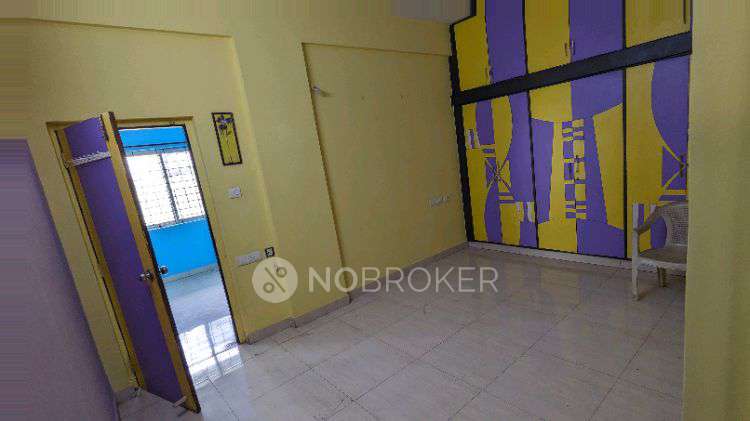 3 BHK Flat In Paramount Ragvendera Arist Kundanahalli Gate for Rent  In Star Bazaar