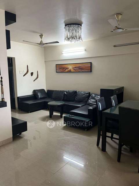 Single Room for Male In 3 BHK  In Spring Valley In Magarpatta