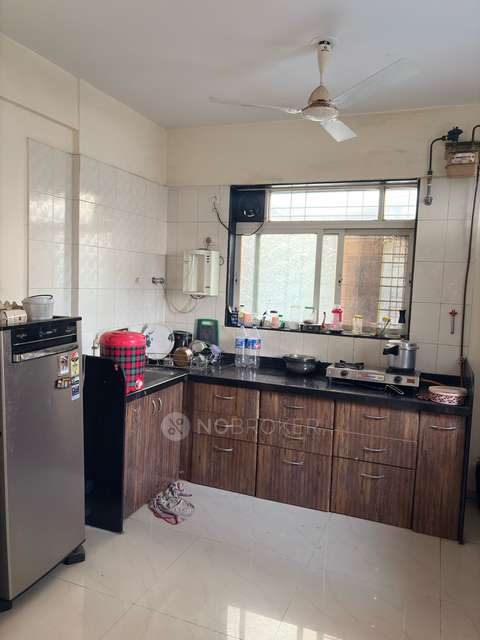 Single Room for Male In 3 BHK  In The Crest In The Crest