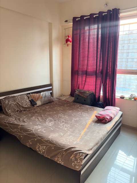 Single Room for Male In 3 BHK  In The Crest In The Crest