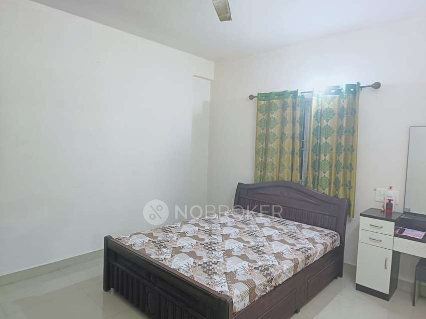2 BHK Flat In Sri Balaji Emerald, Kaikondrahalli For Sale  In Kaikondrahalli