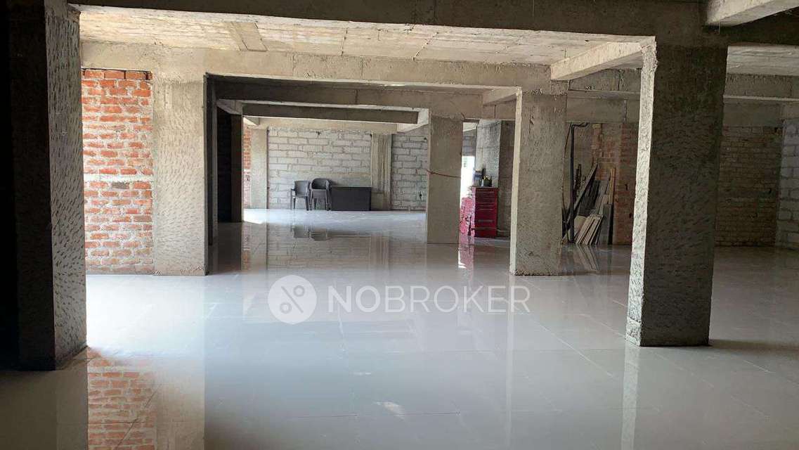 Showroom in Emerald Tree Hotel, Pune for Rent 