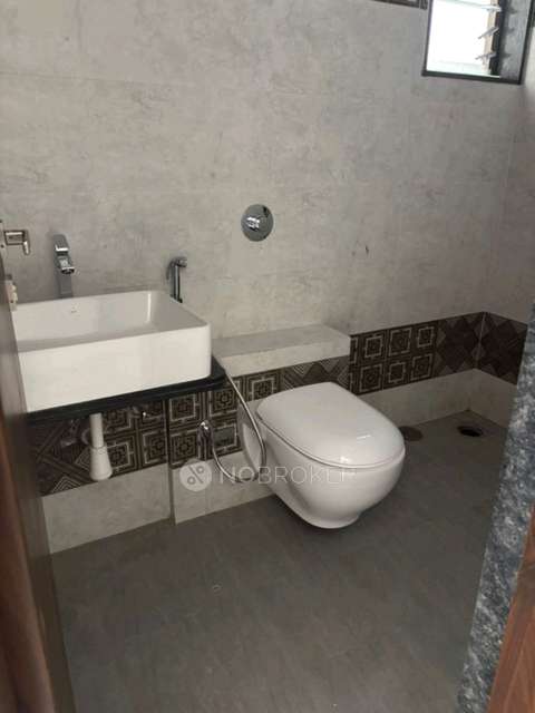 2 BHK Flat In Kohinoor Sapphire 3 for Rent  In Tathawade