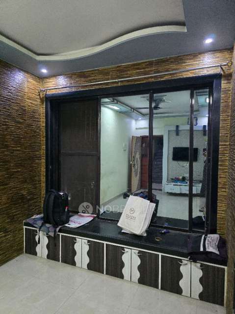 1 BHK Flat In Shriram Complex for Rent  In Kalyan East