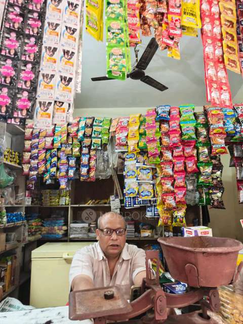 Shop in Ujjwal Astha Hospital, Noida for sale 