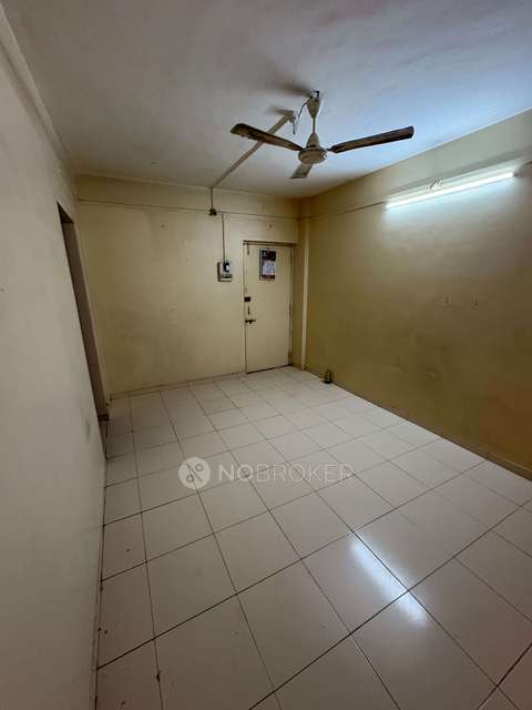 1 BHK Flat In Manurwar Society for Rent  In Pancham Supermarket