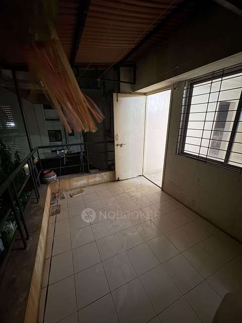 1 BHK Flat In Manurwar Society for Rent  In Pancham Supermarket