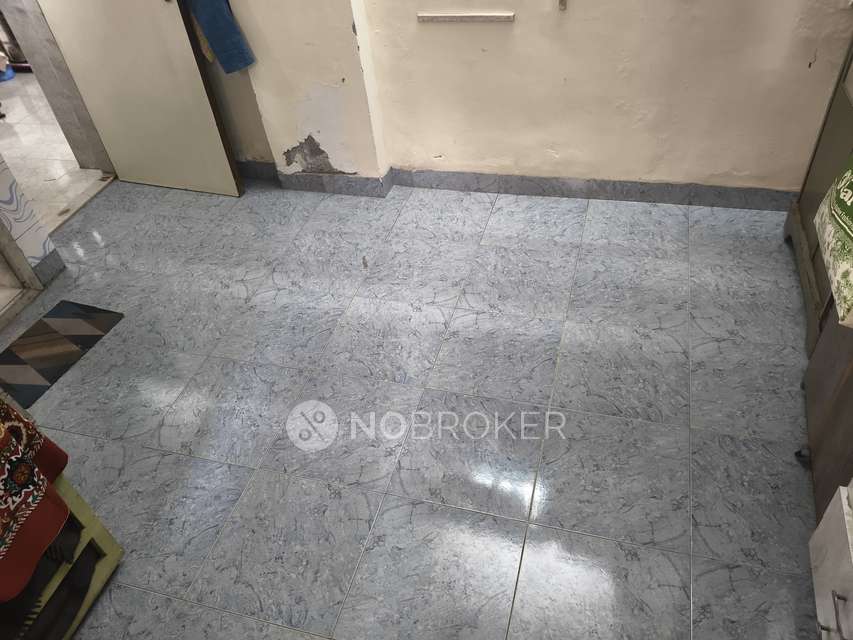 1 BHK Flat In Neelamber Apartment  For Sale  In Ghatkopar West