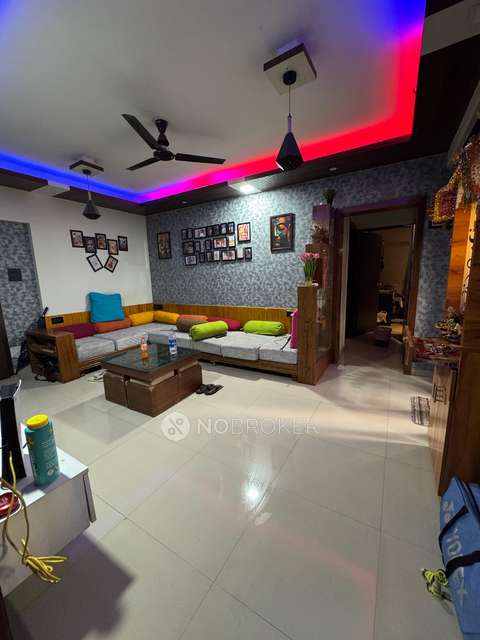 Shared Room for Female In 3 BHK  In Apartment In Wagholi
