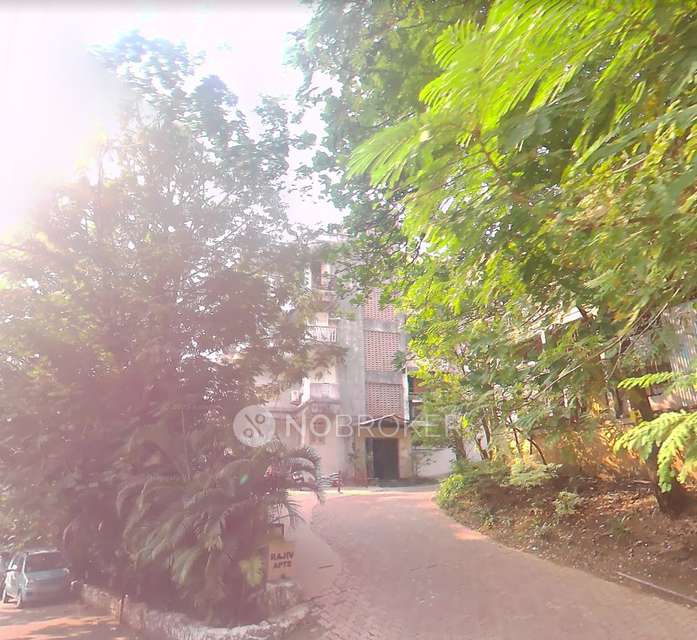 1 BHK Flat In Rajiv Chs For Sale  In  Bandra East