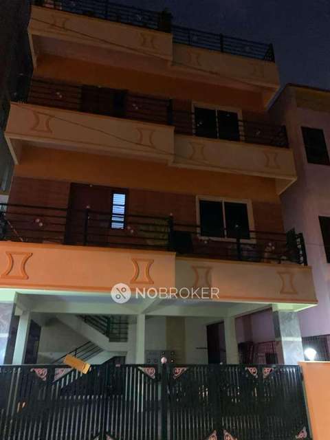 4+ BHK Flat In Standalone Building  For Sale  In Uttarahalli Hobli