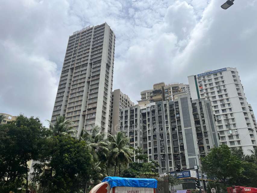 2 BHK Flat In Dgs Sheetal Ekta for Rent  In Western Express Highway-malad East