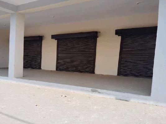 Shop in  Sadullapur , Greater Noida for Rent 