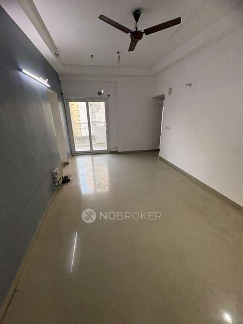 2 BHK Flat In Antriksh Golf View 2 for Rent  In Antriksh Golf View 2