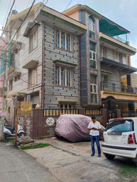 4+ BHK Flat In Standalone Building  For Sale  In Vimanapura 