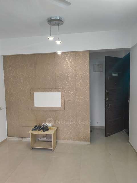 2 BHK Flat In Dreams Elina Building-c Wing Co-op. Housing Society Limited, Pune for Rent  In Pune