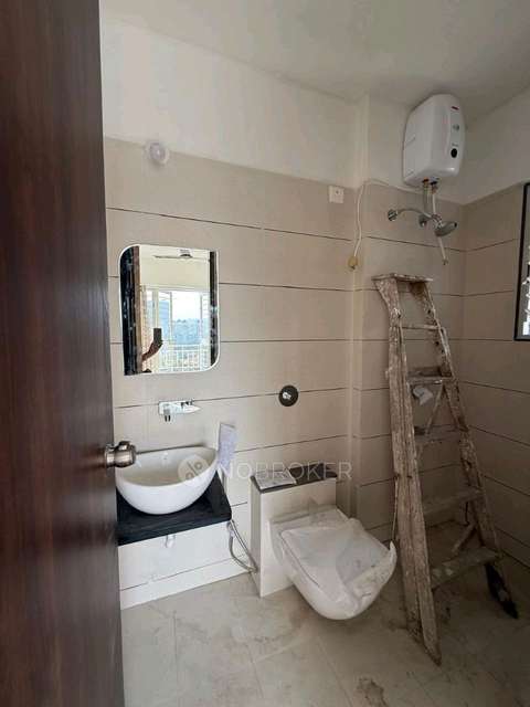 2 BHK Flat In Yashoda Trident 9 for Rent  In Sus