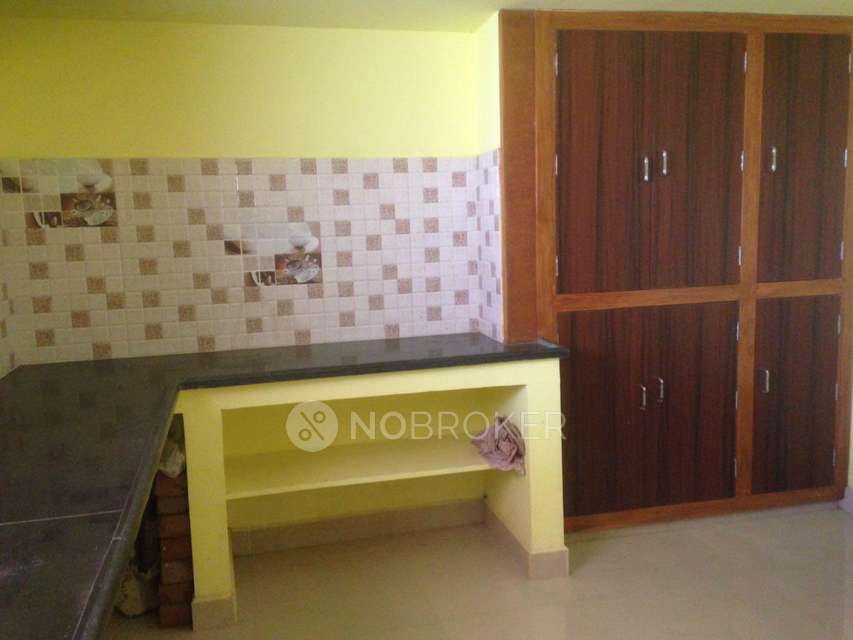 2 BHK Flat In Sai Bhawan For Sale  In Pallikaranai